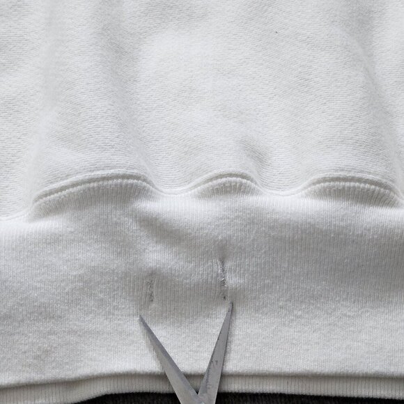 Champion Hoodie Womens XS White Graphic Print Kanga Pocket LS Reverse Weave FLAW - Picture 10 of 16